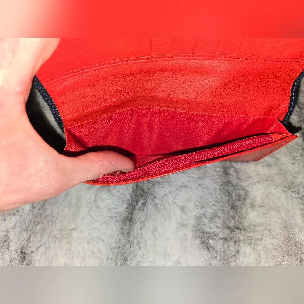 EUC Dior Authentic‎ CD Bifold Navy With Red Leather Long Wallet